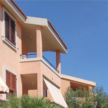 Trilo 6 Apartament Villaputzu